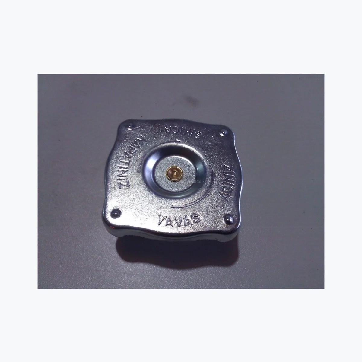 New Holland RADYATOR KAPAK G 590054 Radyatör ve parçaları yedek parça