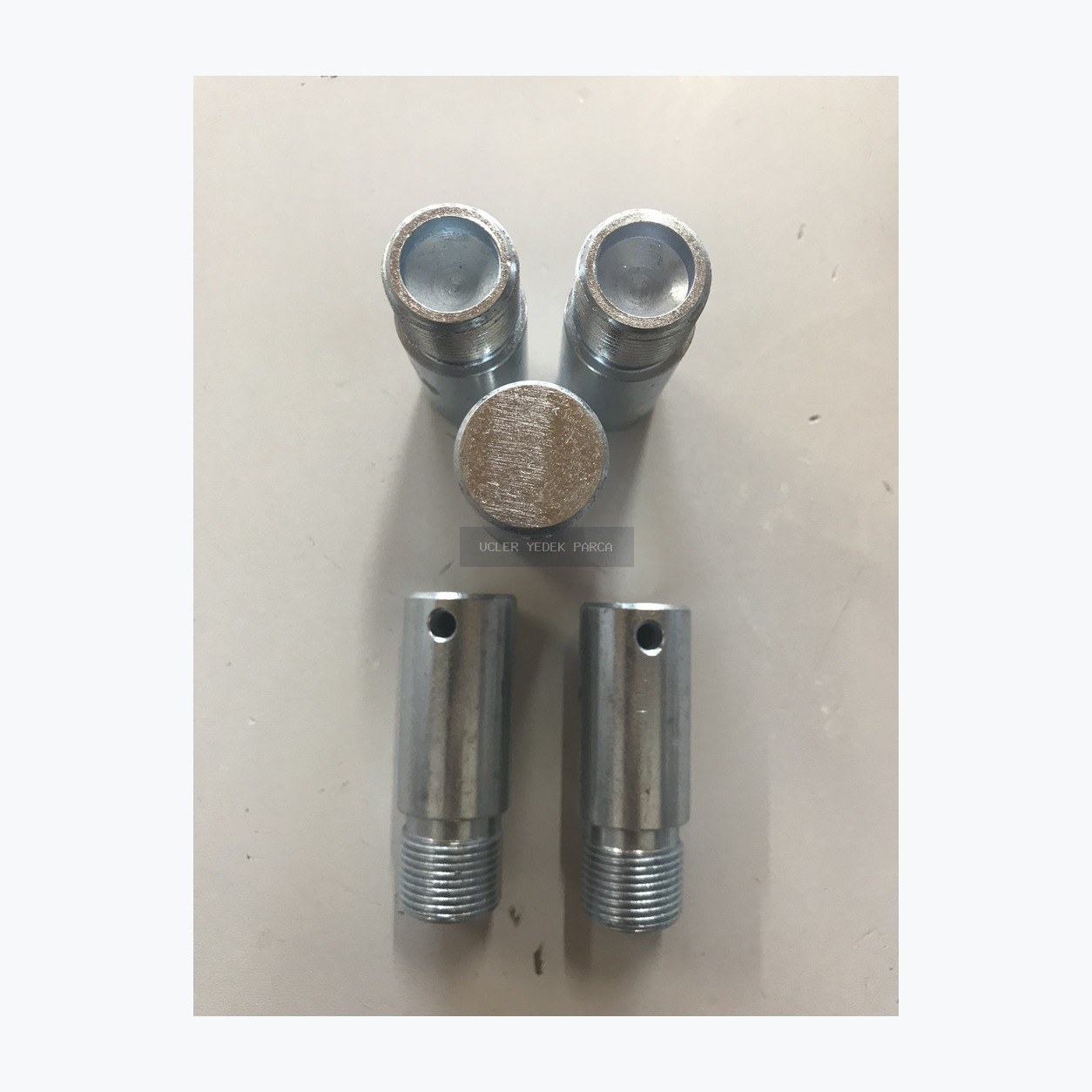 New Holland EL FRENİ KOLU PERNOSU 572696 Diğer fren parçaları yedek parça