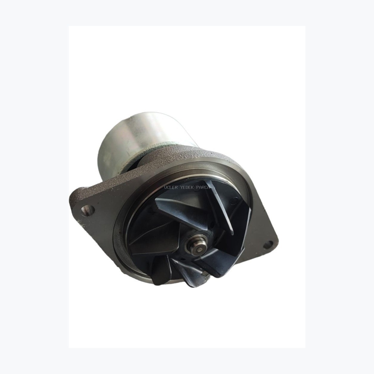 New Holland SU POMPASI 5802497076 Su pompaları yedek parça