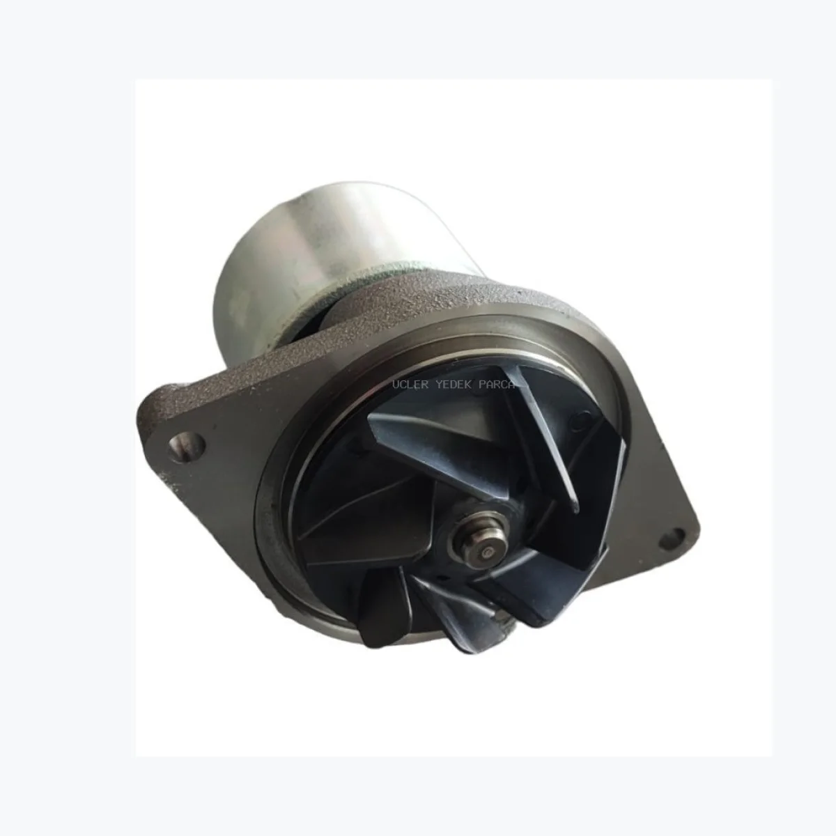 New Holland SU POMPASI 5802497076 Su pompaları yedek parça